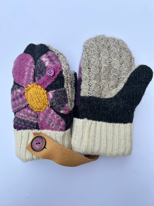 Wool Flower Mittens