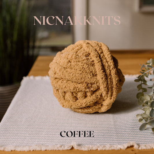 Solid Colour Throw in Coffee