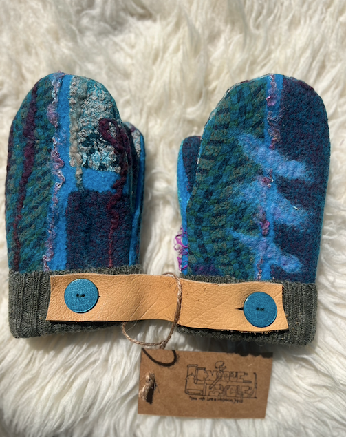 Up-cylced Blue Wool Mittens